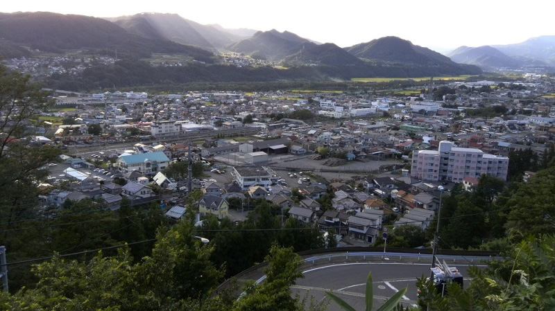 正覚寺から河岸段丘下の沼田駅方面